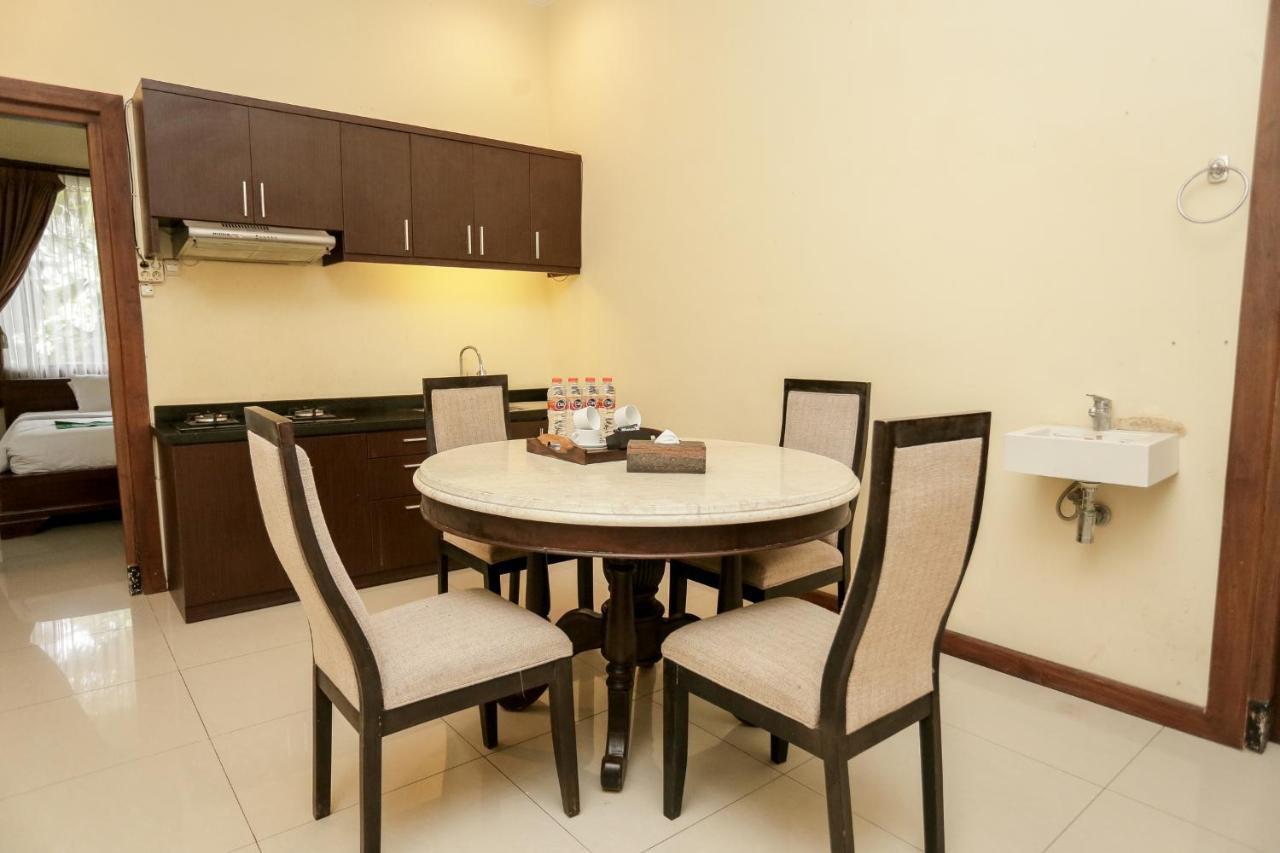 Ubud Hotel & Cottages Malang Luaran gambar
